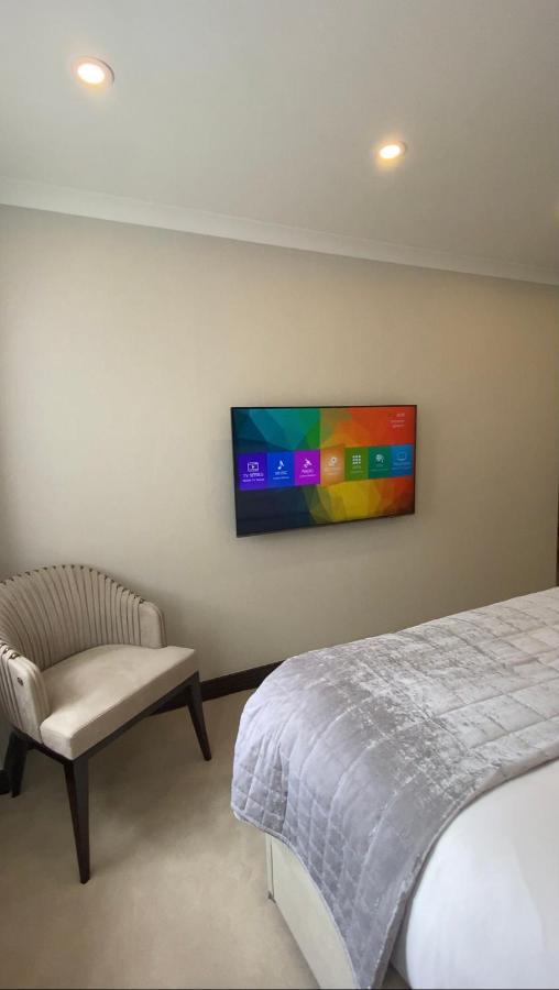 Kll Apartments-mayfair *